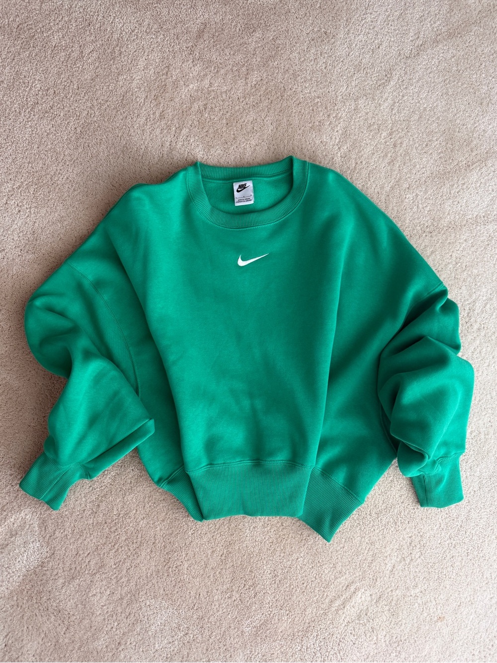 Nike Women's Bright green Crewneck Sweatshirt